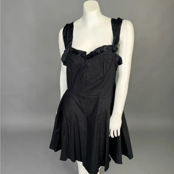 Free People Black Ruffle Trim Fit & Flare Mini Dress Size Small Sweetheart Neck - Picture 2 of 5